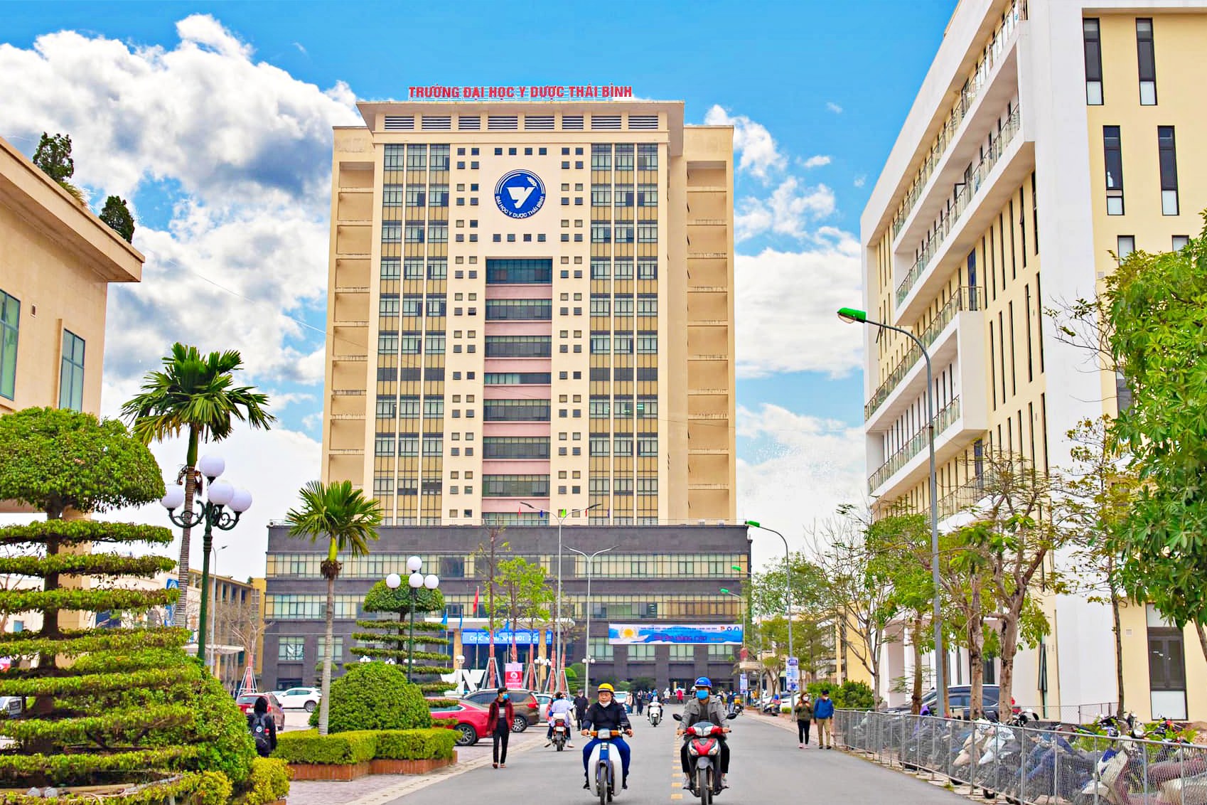danh-sach-top-10-truong-dai-hoc-y-tot-nhat-viet-nam-hien-nay-2026 7